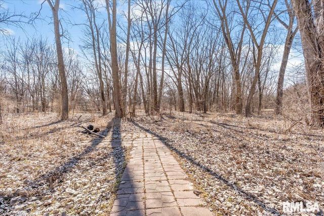 7460 Rolling Oaks Drive, Riverton, IL 62561