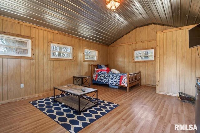 7460 Rolling Oaks Drive, Riverton, IL 62561