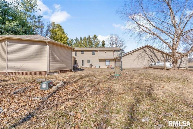 7460 Rolling Oaks Drive, Riverton, IL 62561