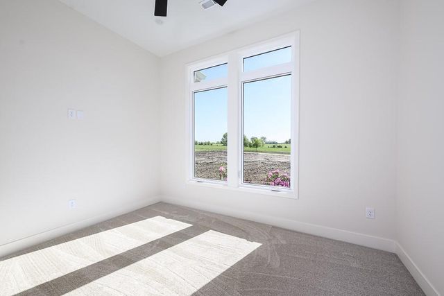 17965 235th Street, Tonganoxie, KS 66086