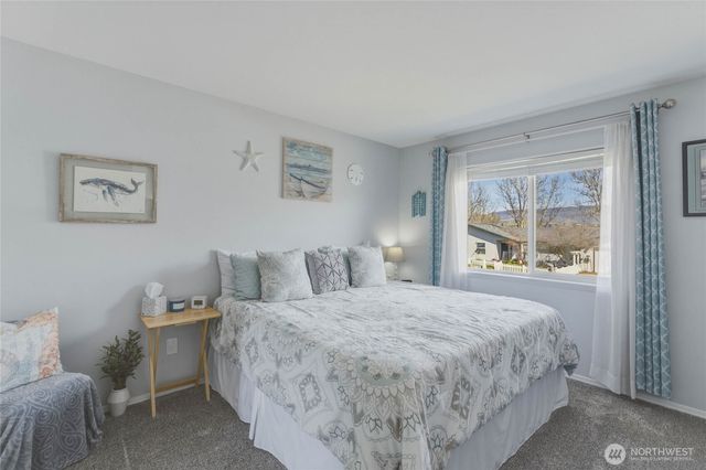 2837 Riviera Boulevard, Malaga, WA 98828