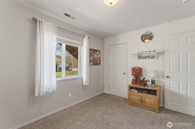 2837 Riviera Boulevard, Malaga, WA 98828