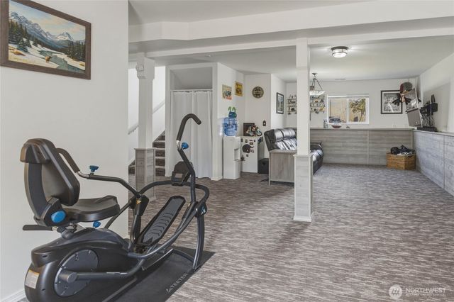 2837 Riviera Boulevard, Malaga, WA 98828