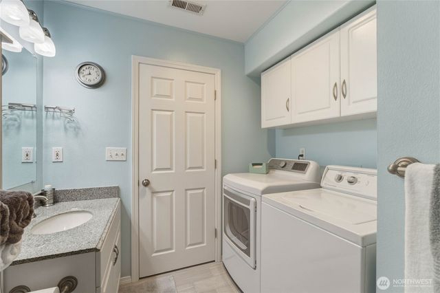 2837 Riviera Boulevard, Malaga, WA 98828