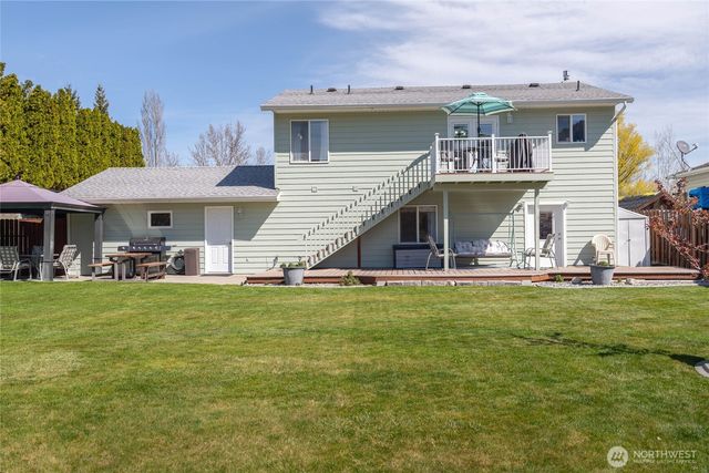 2837 Riviera Boulevard, Malaga, WA 98828