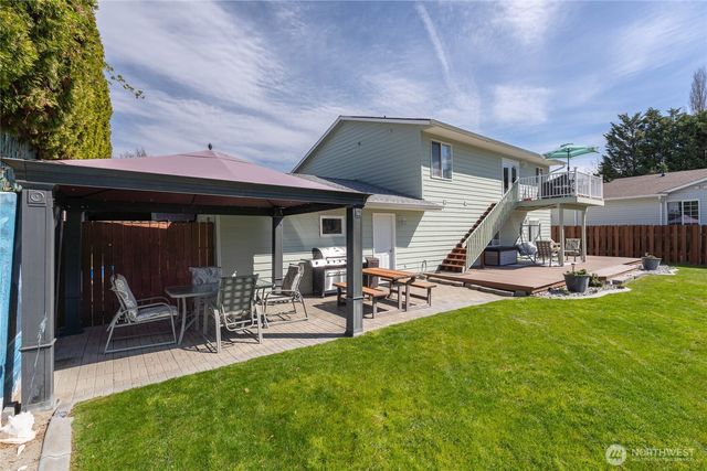 2837 Riviera Boulevard, Malaga, WA 98828