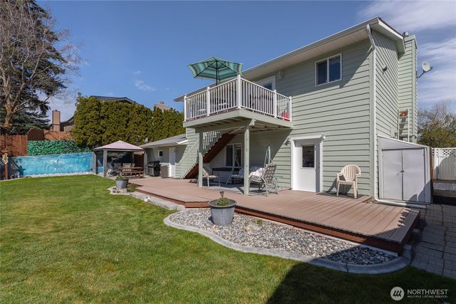 2837 Riviera Boulevard, Malaga, WA 98828