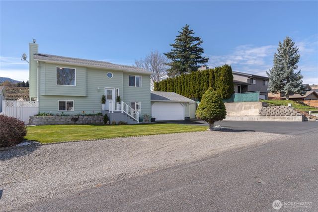 2837 Riviera Boulevard, Malaga, WA 98828