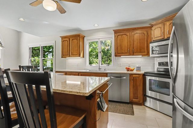 8419 W Op Avenue, Kalamazoo, MI 49009