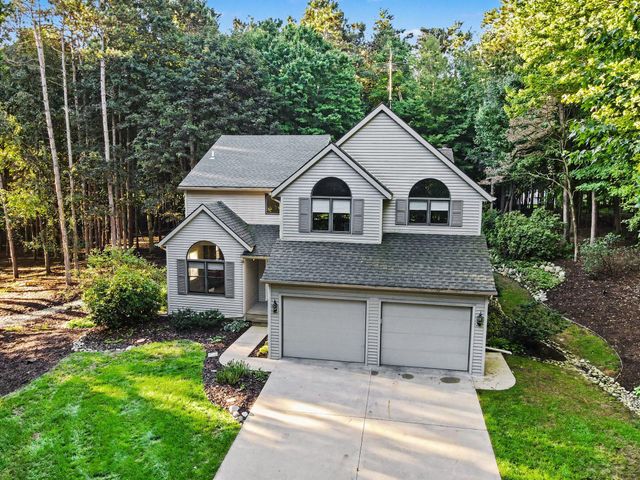 8419 W Op Avenue, Kalamazoo, MI 49009