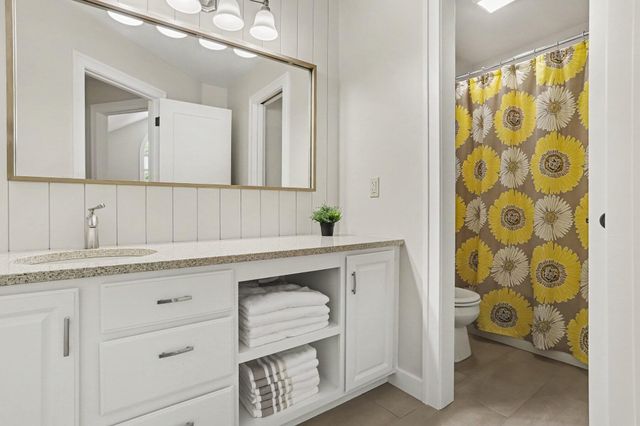 8419 W Op Avenue, Kalamazoo, MI 49009