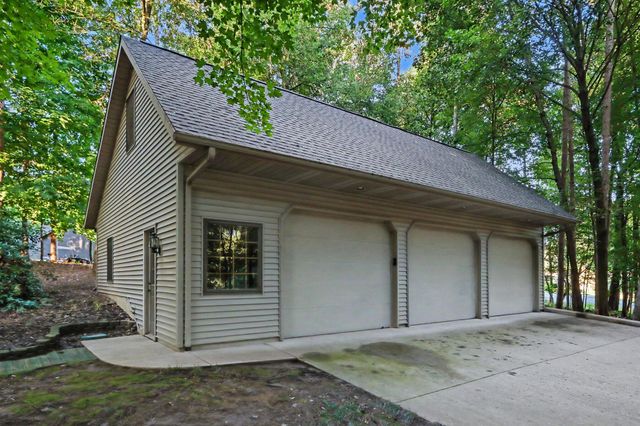 8419 W Op Avenue, Kalamazoo, MI 49009