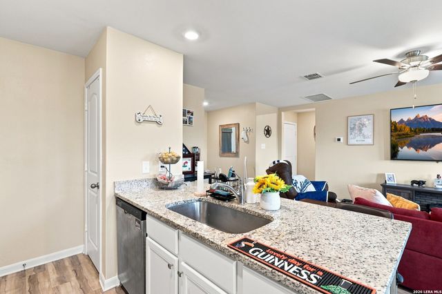 16000 STRATFORD CV, Lytle, TX 78052