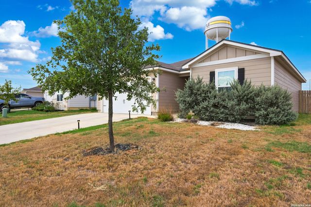 16000 STRATFORD CV, Lytle, TX 78052
