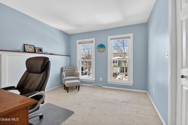 21 Ziemke Farm Lane, Cohoes, NY 12047