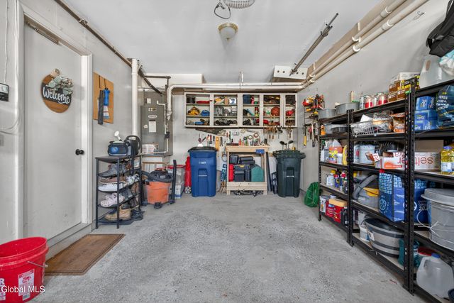 21 Ziemke Farm Lane, Cohoes, NY 12047