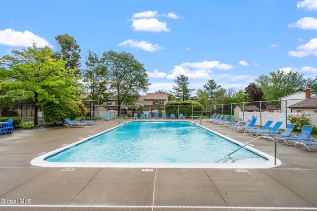 21 Ziemke Farm Lane, Cohoes, NY 12047