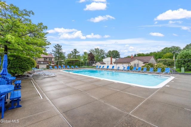 21 Ziemke Farm Lane, Cohoes, NY 12047