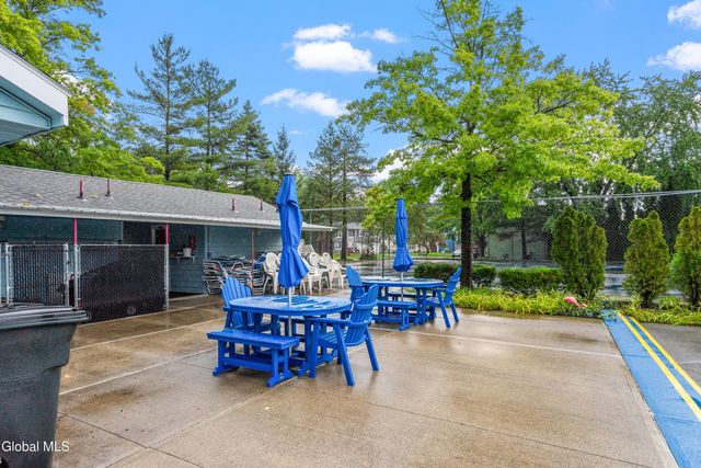 21 Ziemke Farm Lane, Cohoes, NY 12047