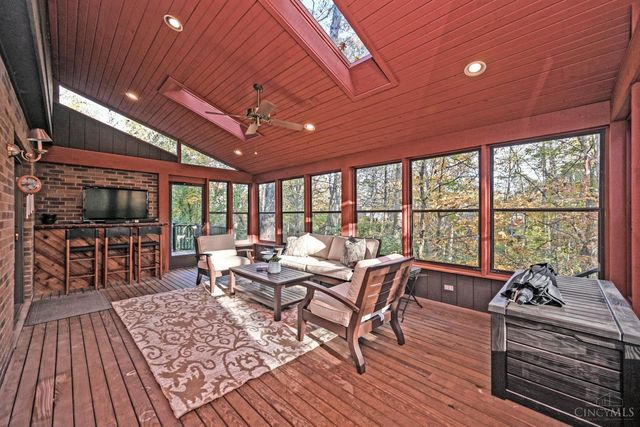 161 Dogwood Drive, Loveland, OH 45140