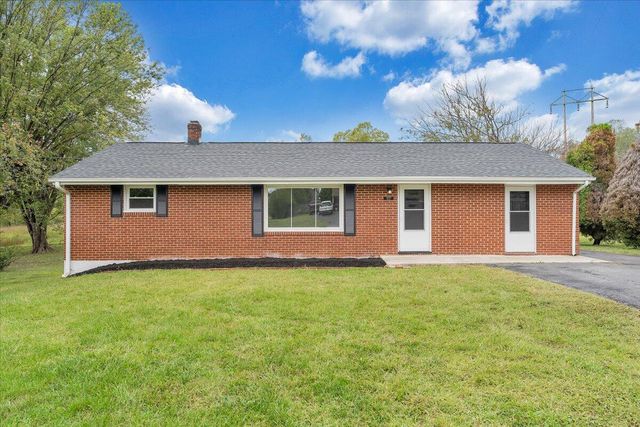 117 Blue Ridge DR, Blue Ridge, VA 24064