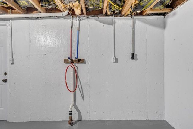 117 Blue Ridge DR, Blue Ridge, VA 24064