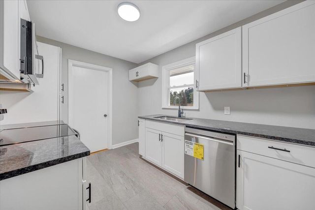 117 Blue Ridge DR, Blue Ridge, VA 24064