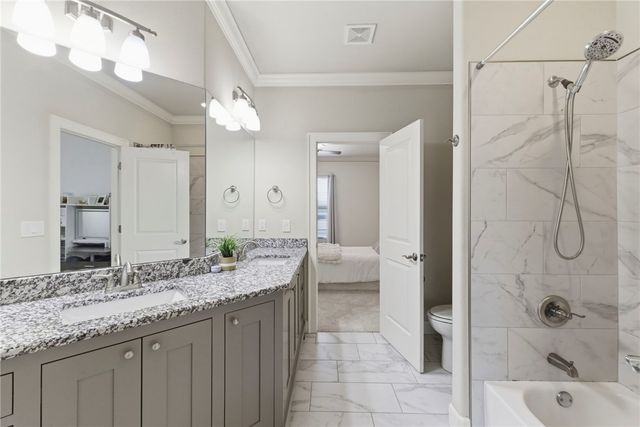 200 Grimsdell Circle, Cave Springs, AR 72718