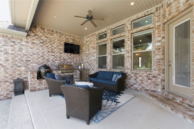 200 Grimsdell Circle, Cave Springs, AR 72718