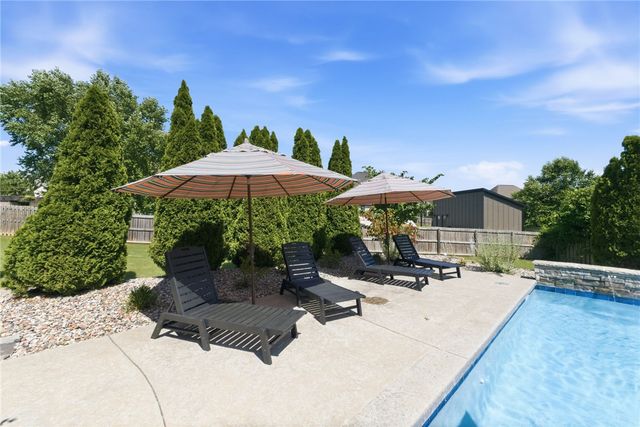 200 Grimsdell Circle, Cave Springs, AR 72718