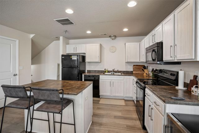 2150 NE 18th Street 45, Grimes, IA 50111