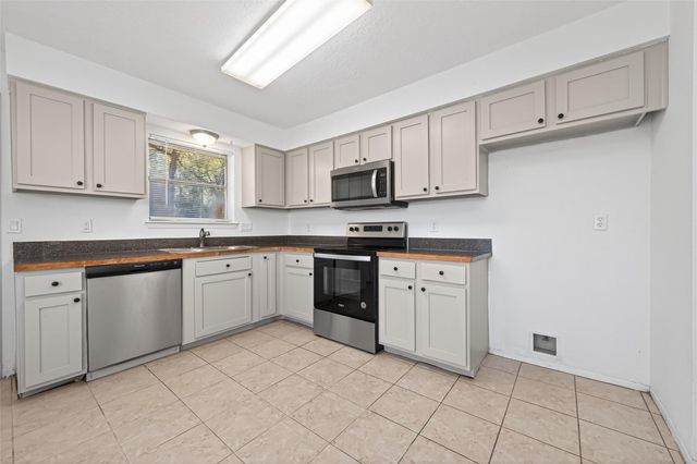 4630 Hickorygate Drive, Spring, TX 77373