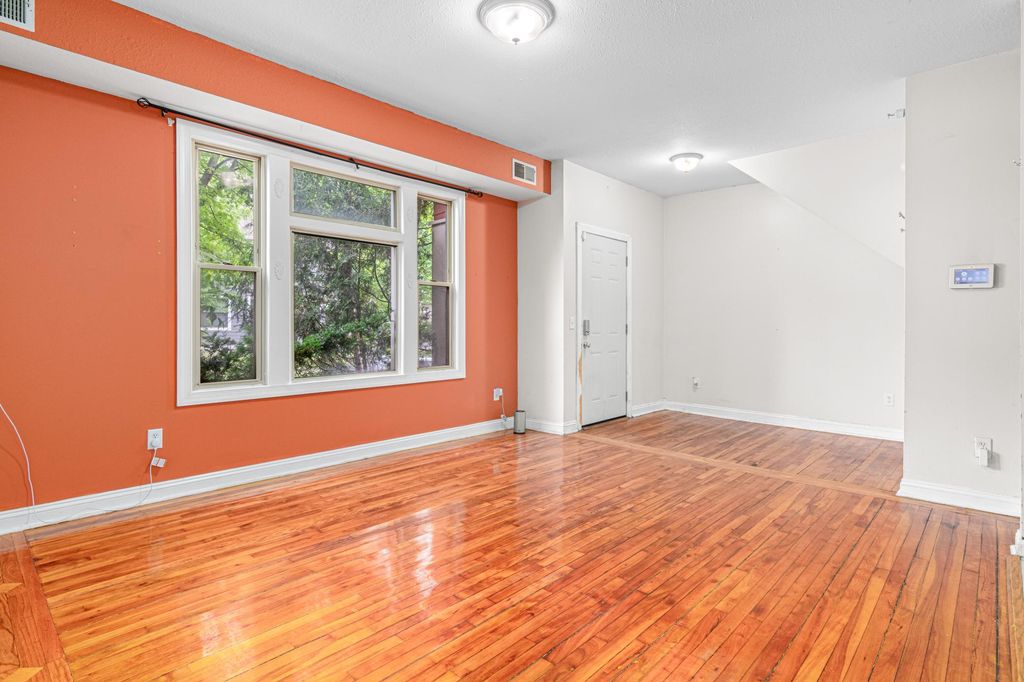 2827 Bryant Avenue N 2, Minneapolis, MN 55411 — photo 3