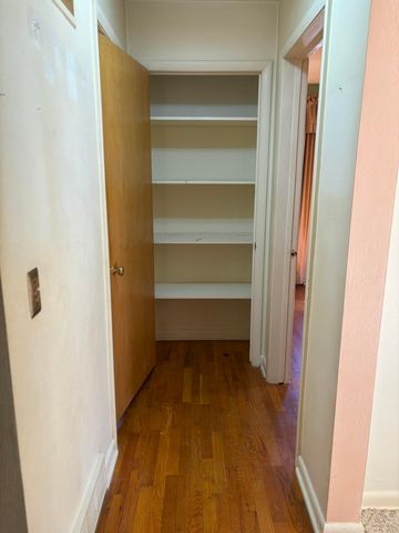 3017 E G Avenue, Cooper Twp, MI 49004