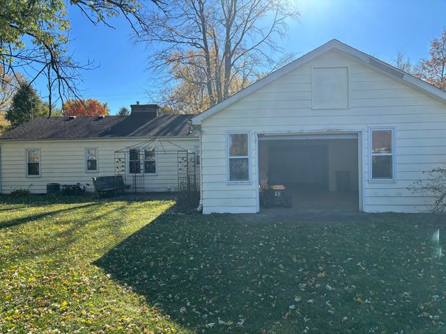 3017 E G Avenue, Cooper Twp, MI 49004
