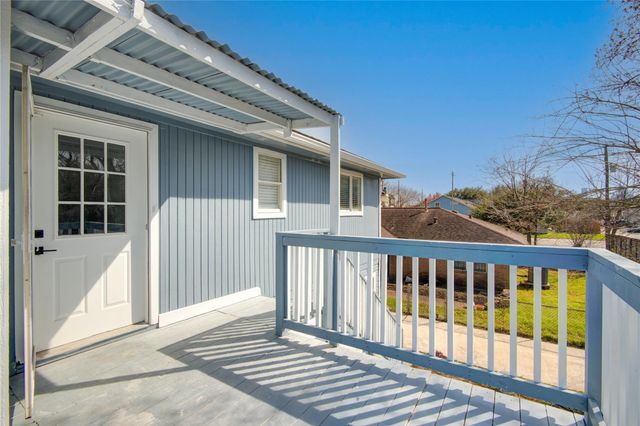 4909 Cochran Street 1, Houston, TX 77009