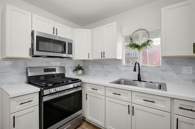 4909 Cochran Street 1, Houston, TX 77009