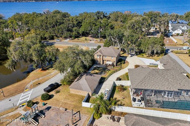 2006 N LAKESHORE Drive, Fleming Island, FL 32003