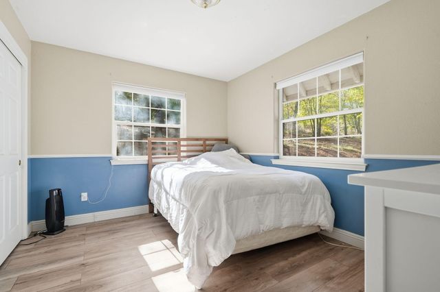 29204 Park Road, Round Mountain, CA 96084