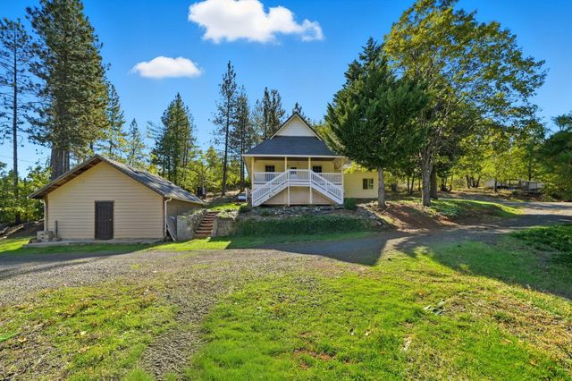 29204 Park Road, Round Mountain, CA 96084