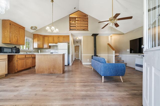 29204 Park Road, Round Mountain, CA 96084