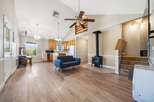 29204 Park Road, Round Mountain, CA 96084