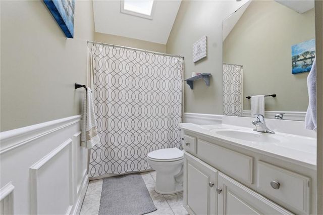 2509 SW Carlton Court, Lee's Summit, MO 64082