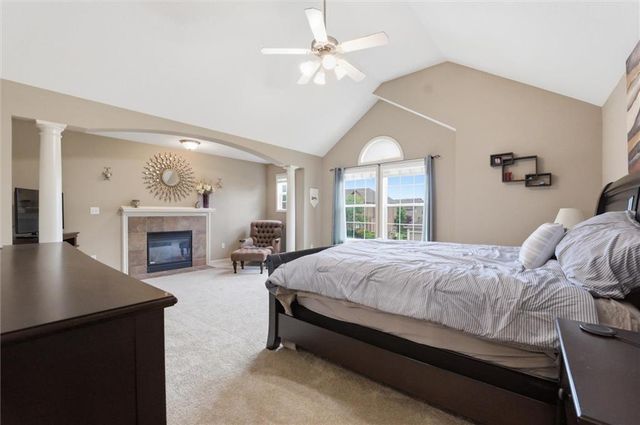 2509 SW Carlton Court, Lee's Summit, MO 64082