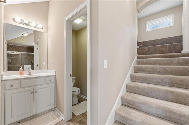 2509 SW Carlton Court, Lee's Summit, MO 64082