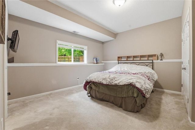 2509 SW Carlton Court, Lee's Summit, MO 64082