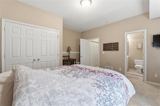 2509 SW Carlton Court, Lee's Summit, MO 64082