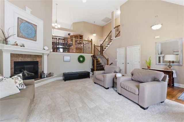 2509 SW Carlton Court, Lee's Summit, MO 64082