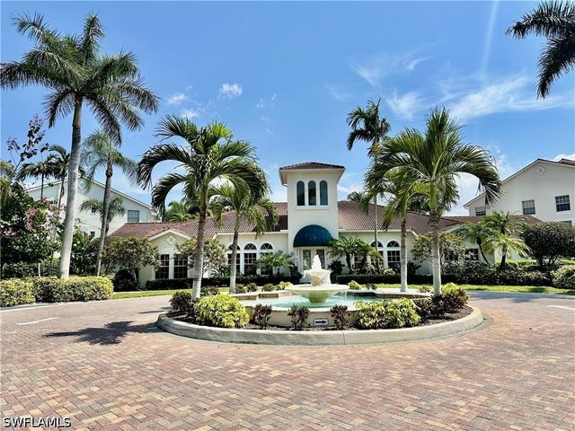 4700 Saint Croix LN 335, Naples, FL 34109