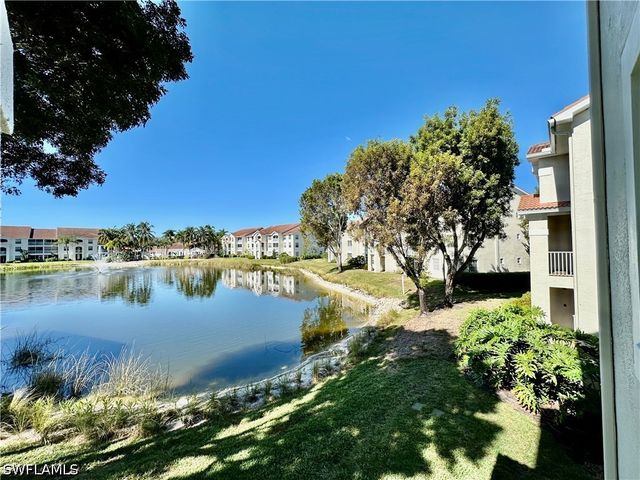 4700 Saint Croix LN 335, Naples, FL 34109